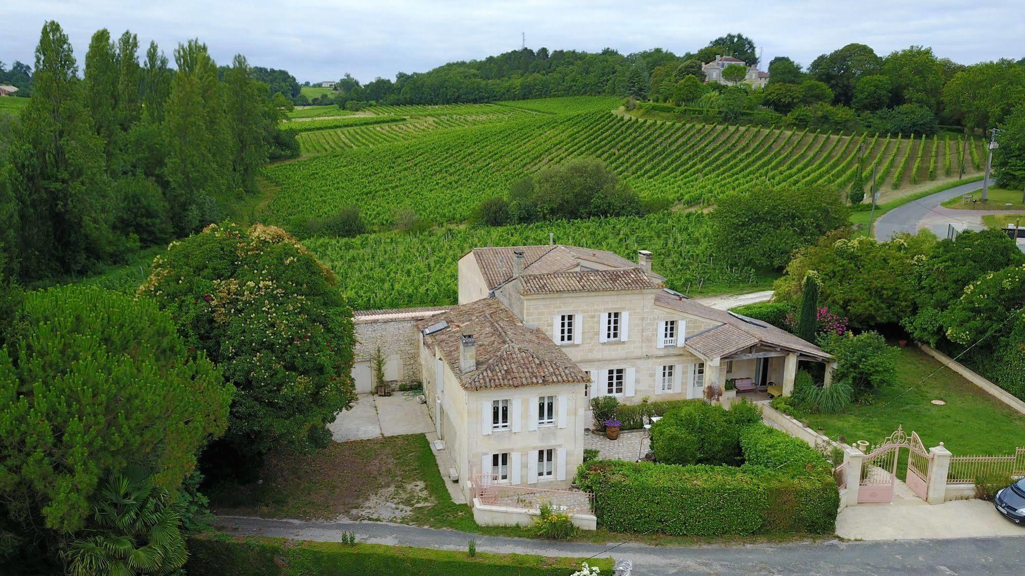 拉涩爱萨克酒店 Saint-Michel-de-Fronsac 外观 照片